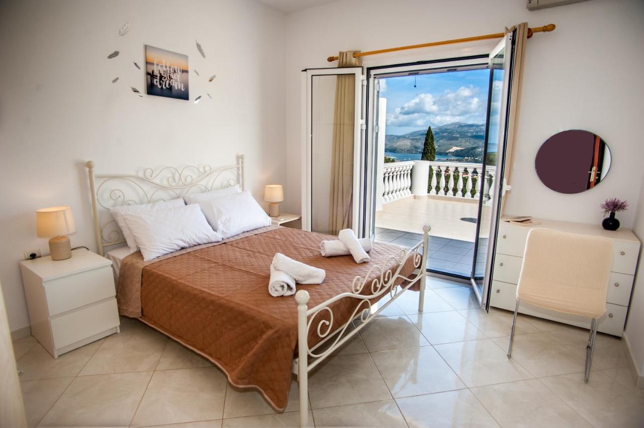 Nikos Apartments Spacious And Panoramic Argostoli  Eksteriør billede